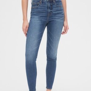 Gap jeans